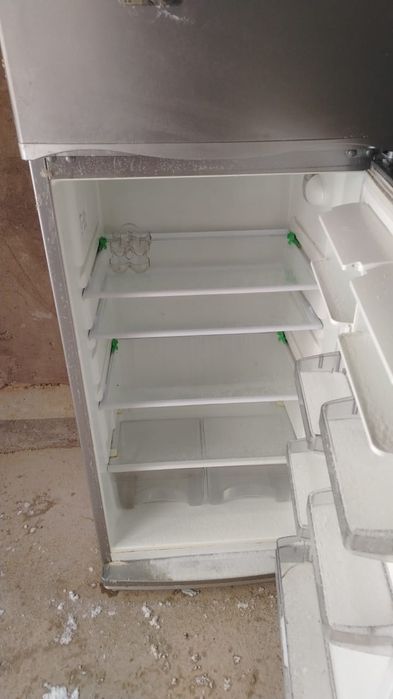 Холодильник буу отличный