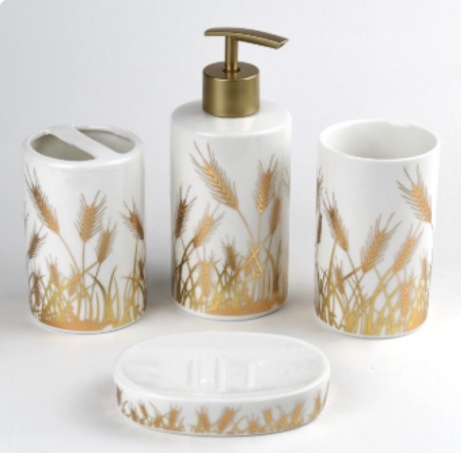 Луксозен комплект за баня от 4 части