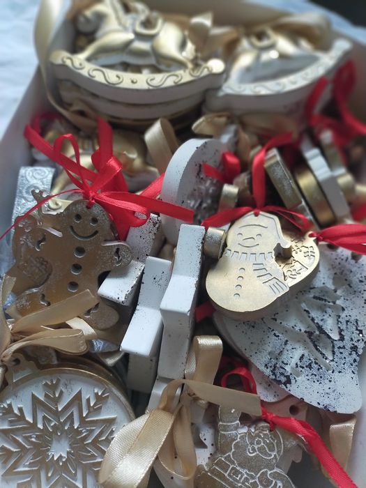 Ёлочные игрушки продам 70шт.