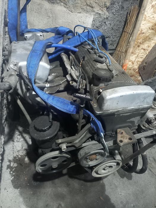 ТОЙОТА Карина е на разбор