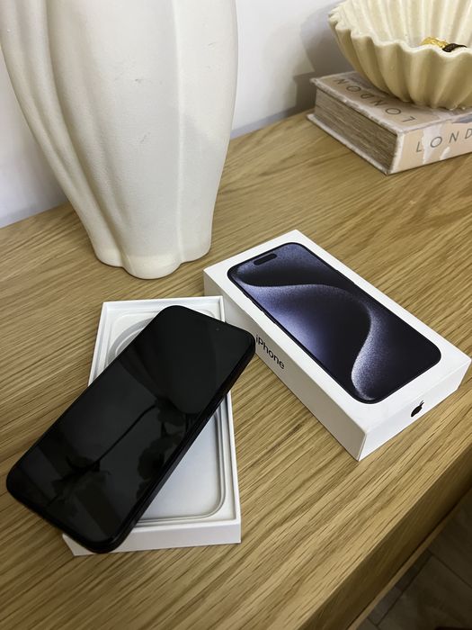 Vand sau schimb Iphone 15 pro