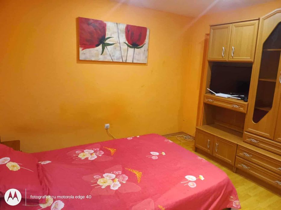 Inchiriez apartament cu o camera liceu pedagogic