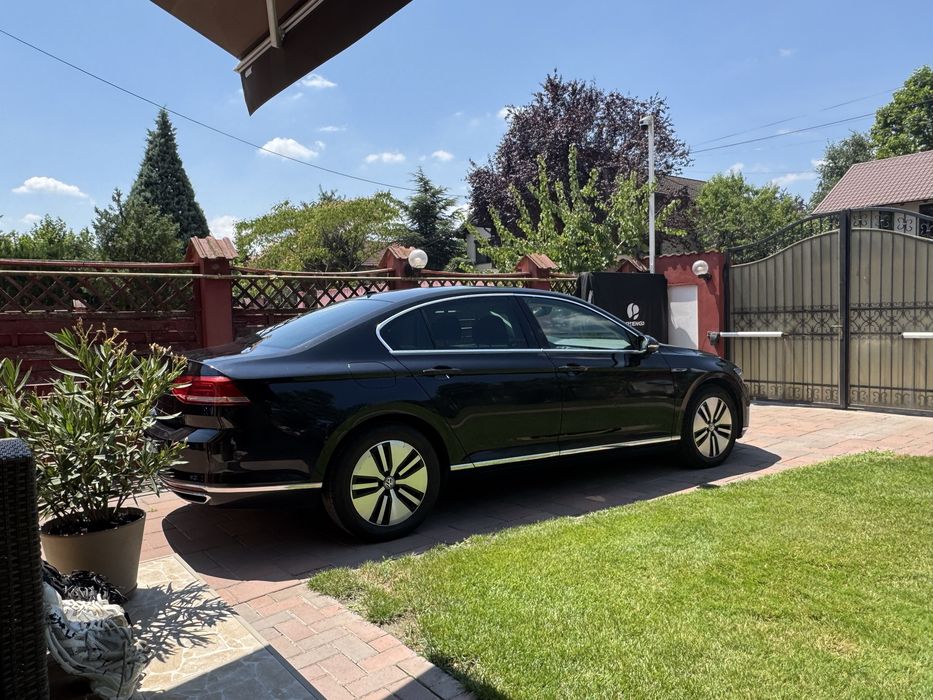 VOLKSWAGEN Passat 2018 — imagine 2
