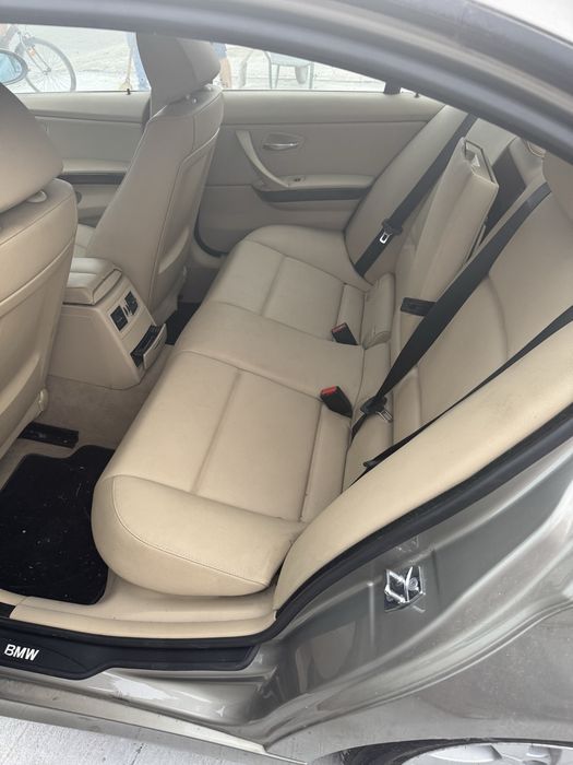 Bmw 318i anu 2008