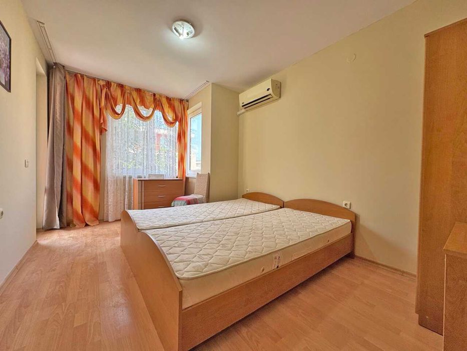 Продава се Двустаен апартамент в к.к. Слънчев бряг - 60 кв.м за 1084 €/кв.м - Снимка #2