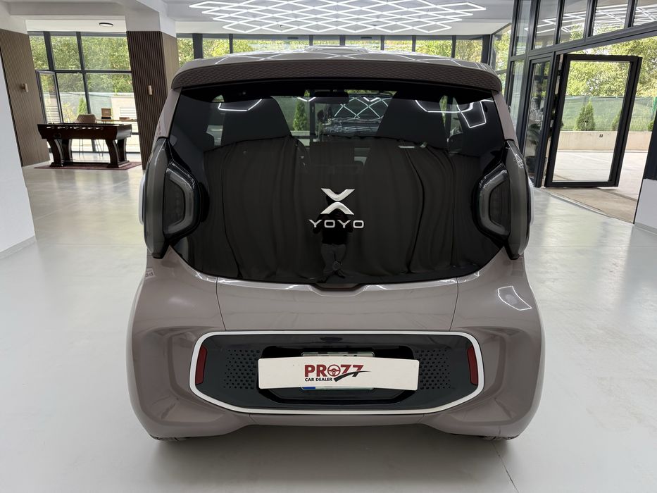 Xev Yoyo masina 16 ani ( permis de conducere b1 )