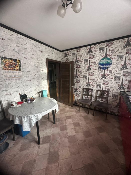 Дом с мансардой в  Бишкуле