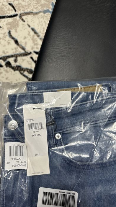 Джинсы Calvin Klein slim fit. Р-34/32.