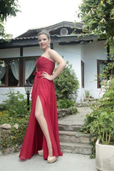 Бутикова рокля la sposa