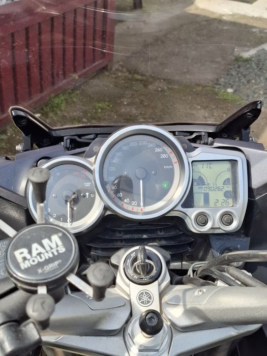 Motocicleta Yamaha fjr1300 2007