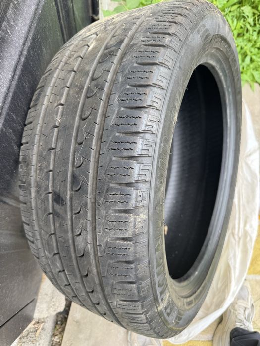 Goodyear efficient grip SUV 235/50 R19