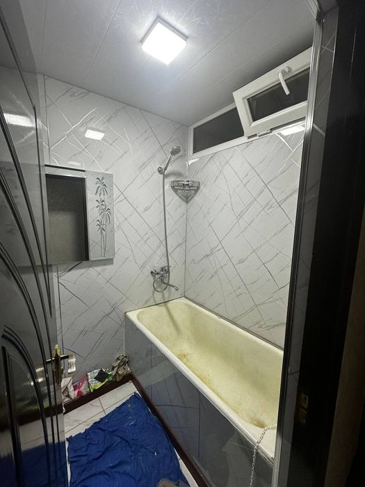 Продаётся 3х комнатный квартира 89дом 63 квартира