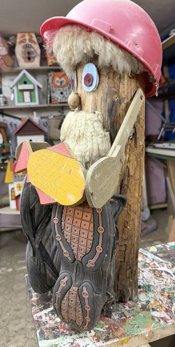 Декор в виде рыбака