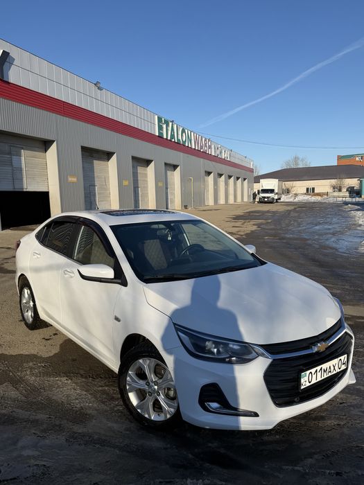 Продам chevralet onix