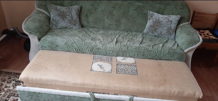 Продается раскладной диван
