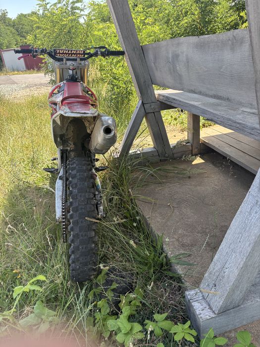Vand honda crf250R pe injectie din anul 2013