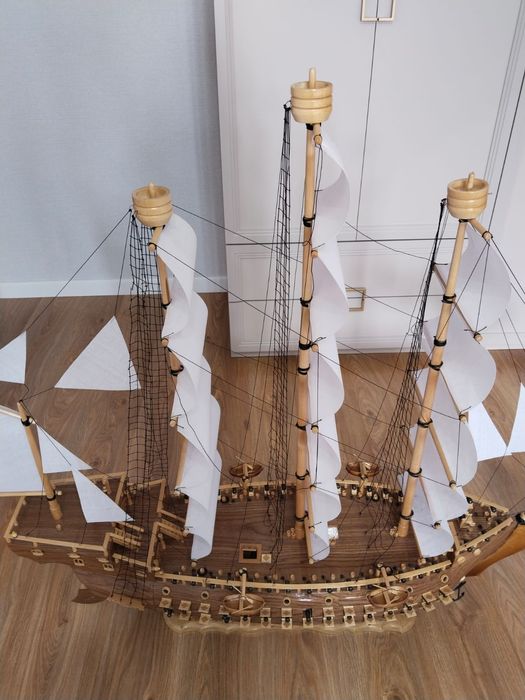 Продам Карабль ручной работы деревянный