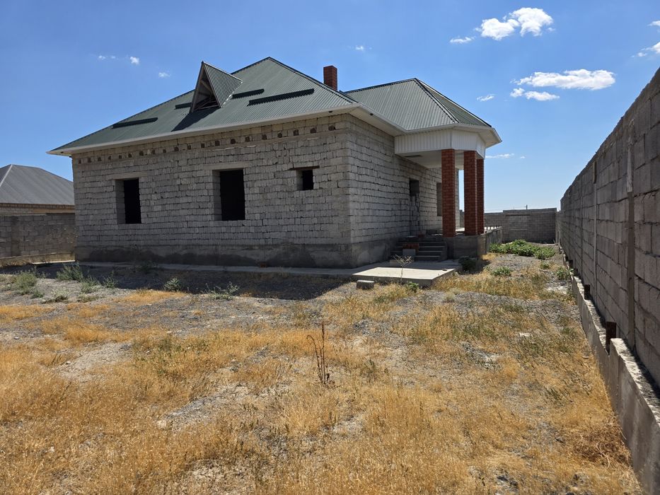 Улкен уй сатылады 17/14