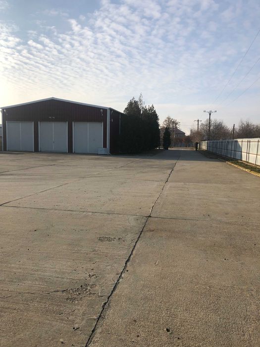 Inchiriere hala industriala Bucov - 450 mp - 2025 eur - 4,5 eur/mp