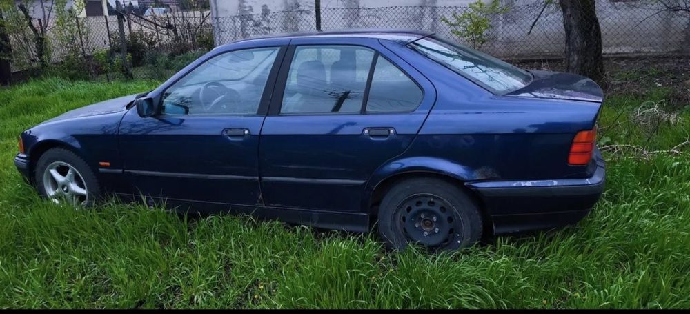 BMW E36 1.6i benzina – proiect / bază foarte bună – acte+fiscal