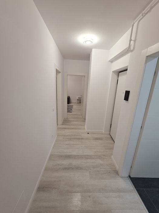 Închiriez apartament 2 camere