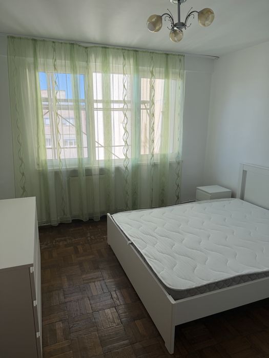 Apartamant 2 camere decomandate Centru Civic(zona Cora)