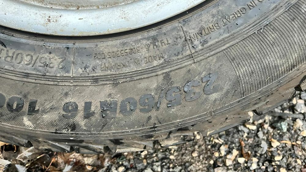 Зимние шины с дисками 235/60/16