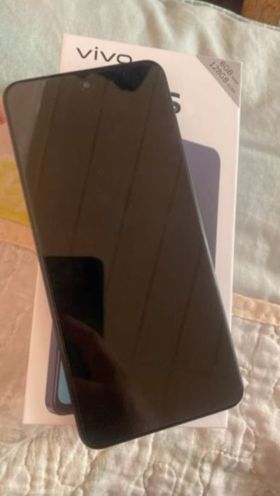 Продам срочно телефон