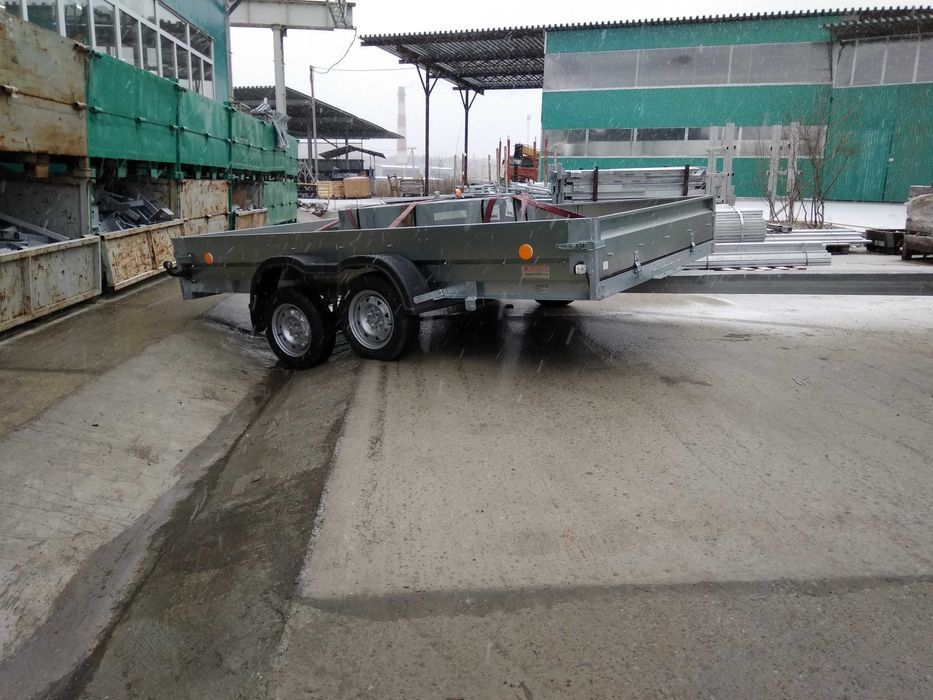 Легковой прицеп, новый