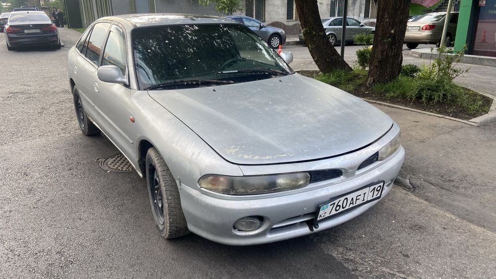 Митсубиси галант