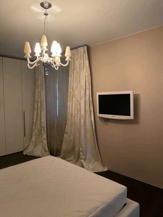 Дава се под наем Тристаен апартамент в София, Зона Б-18 - 90 кв.м за 897.6 € - Снимка #3