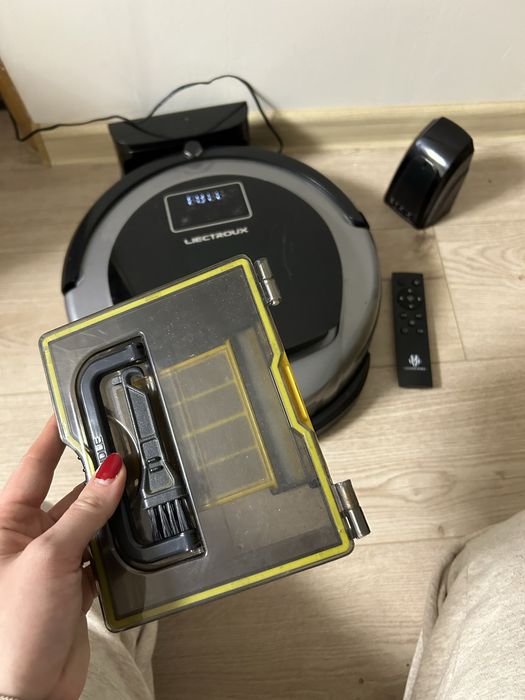 Liectroux B6009 Robot de aspirare si spalare cu filtru HEPA