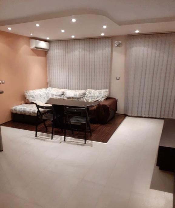 Дава се под наем Двустаен апартамент в София, Младост 2 - 72 кв.м за 613 € - Снимка #1