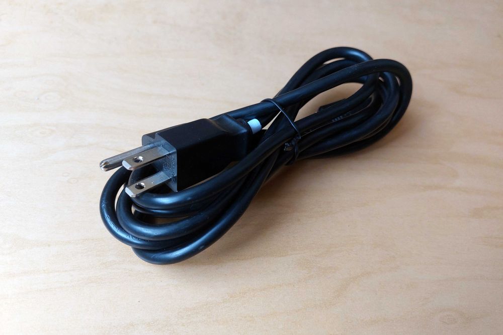 Продам кабели питания с вилками для США, ОАЭ, Великобритании