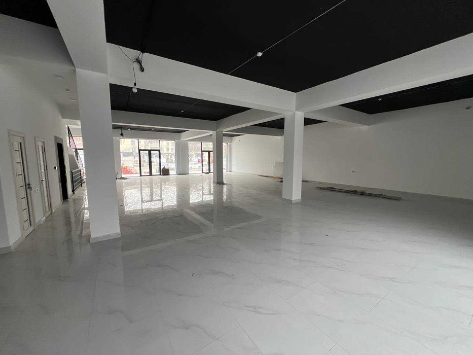 Сдаётся здание - под офис, , магазин,ресторан, кафе,, учебный йентр