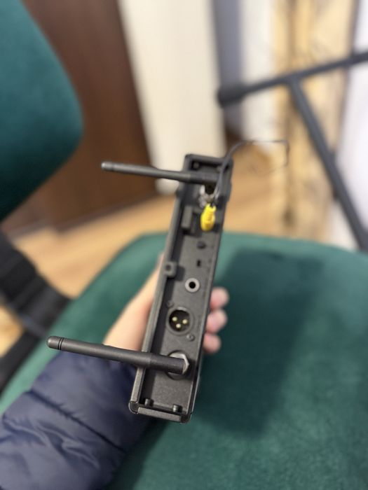 Vând Sennheiser XSw 2-Ci1 B