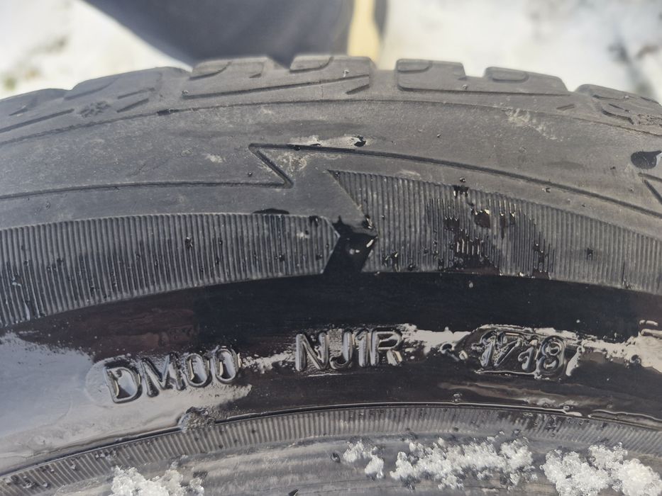 Anvelope iarnă Goodyear 225/55/17