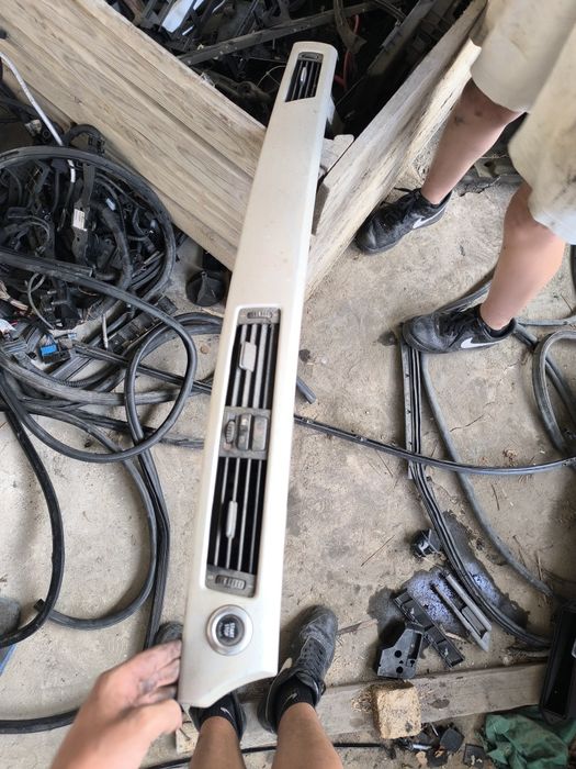 Интериорна лайсна Бмв е90 325i n52 218кс bmw e90 e91