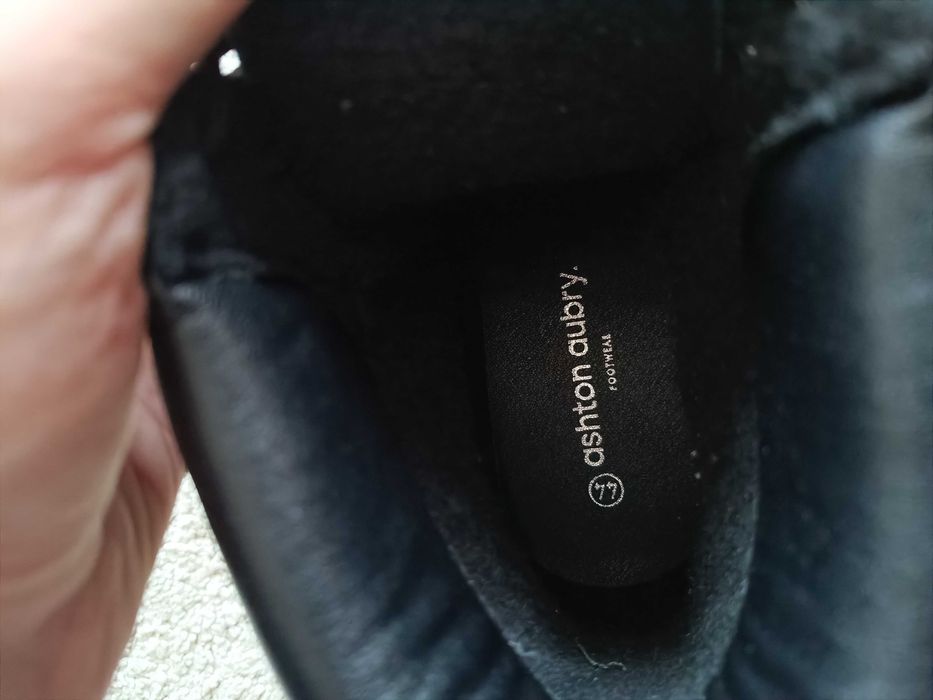 Bocanci mărimea 44 Ashton aubry - piele naturala 100%