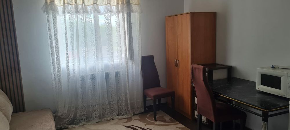 Сдам теплую комнату в общежитии