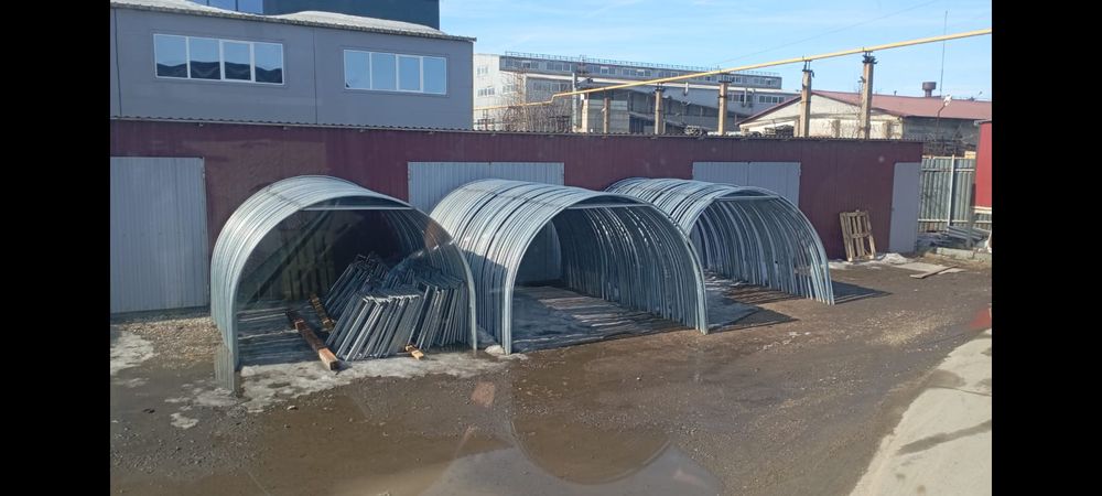 Продам теплицу 3/6 полный комплект