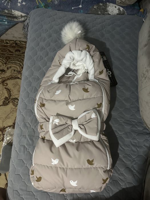 Продам конверт на выписку