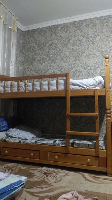 Икки каватли бакуват тахтали кроват