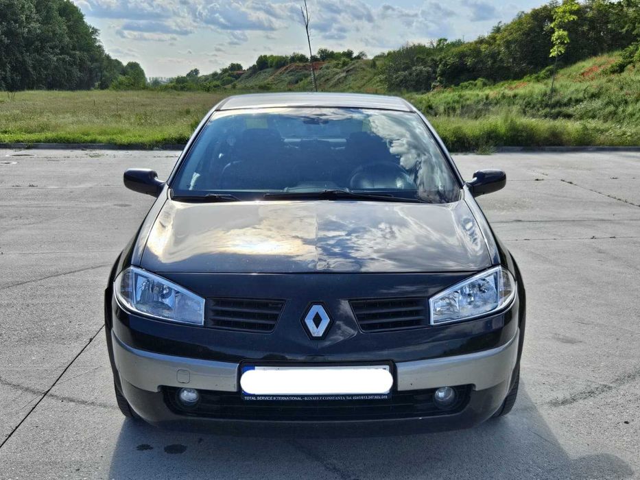 Renault Megane 2 Sedan 1.6 Benzină 2005 – foarte întreținută