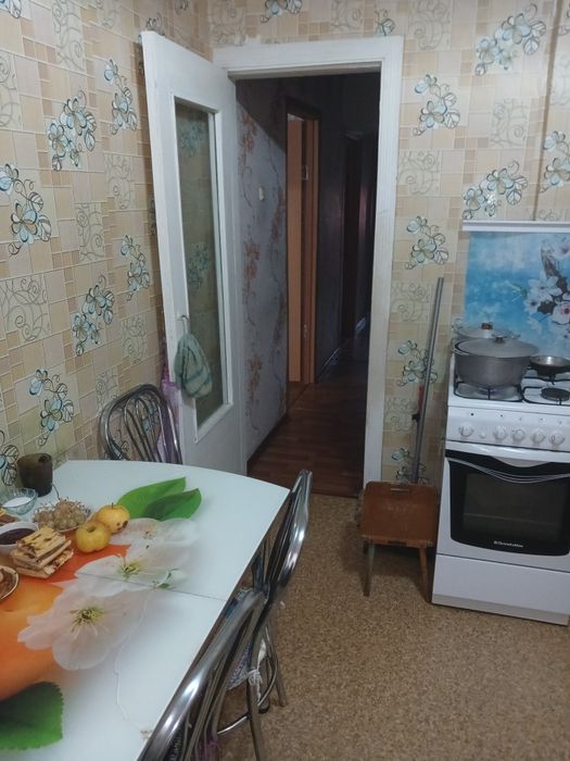Продам 4-х комнатную квартиру