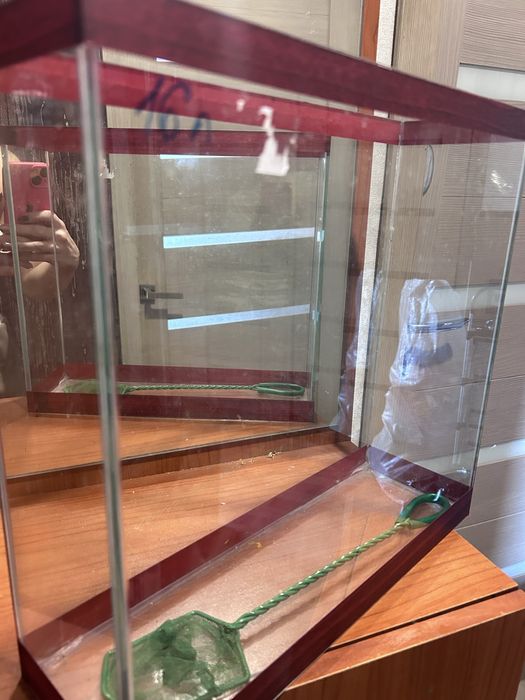 Продам аквариум в отличном состоянии