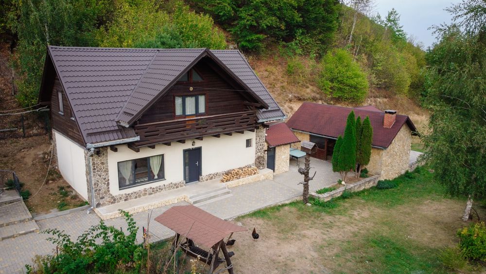 Cabană de închiriat cu jacuzz