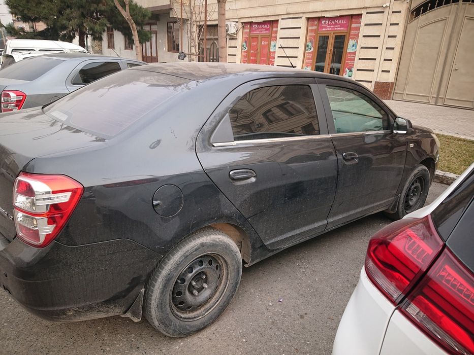 Шевролет Кобалт ссотилади срочно