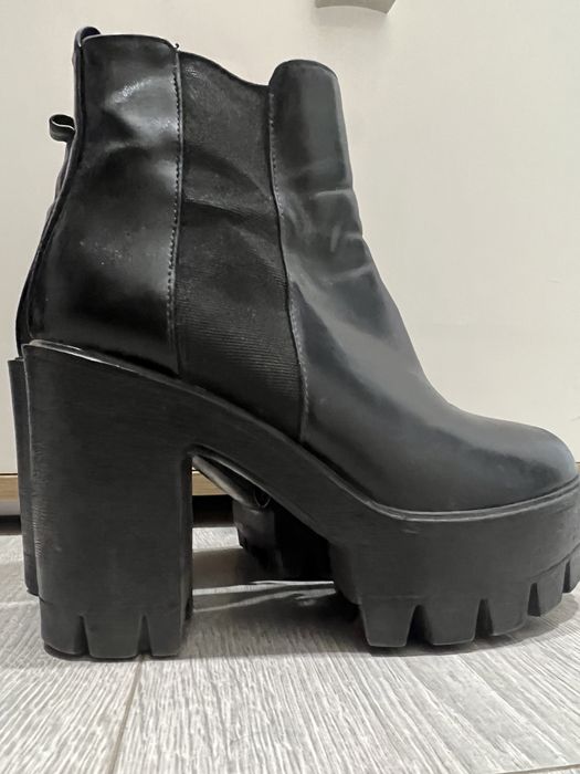 Ботильоны, сапожки, ботинки 35 размер