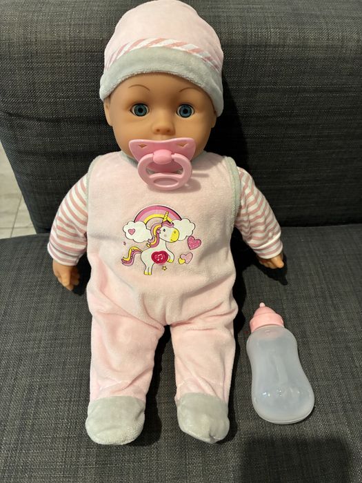 Bebelus care plange, etc